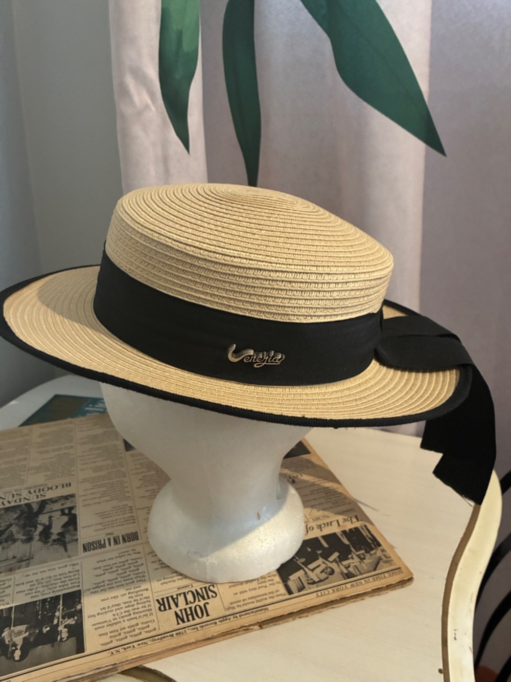 Venezia Natural Straw Hat Resort Wear with Black Band Derby Made in Italy